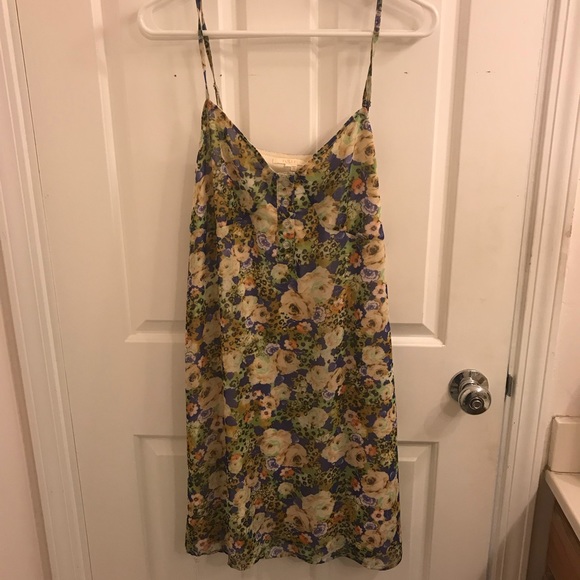 Short summer dress - Picture 1 of 2